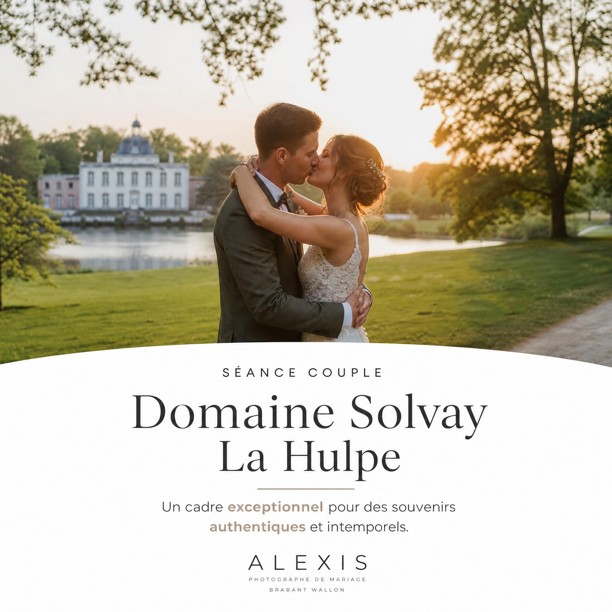 Couple s'embrassant au coucher du soleil dans le parc du Domaine Solvay à La Hulpe, photographe mariage naturel Brabant wallon Alexis