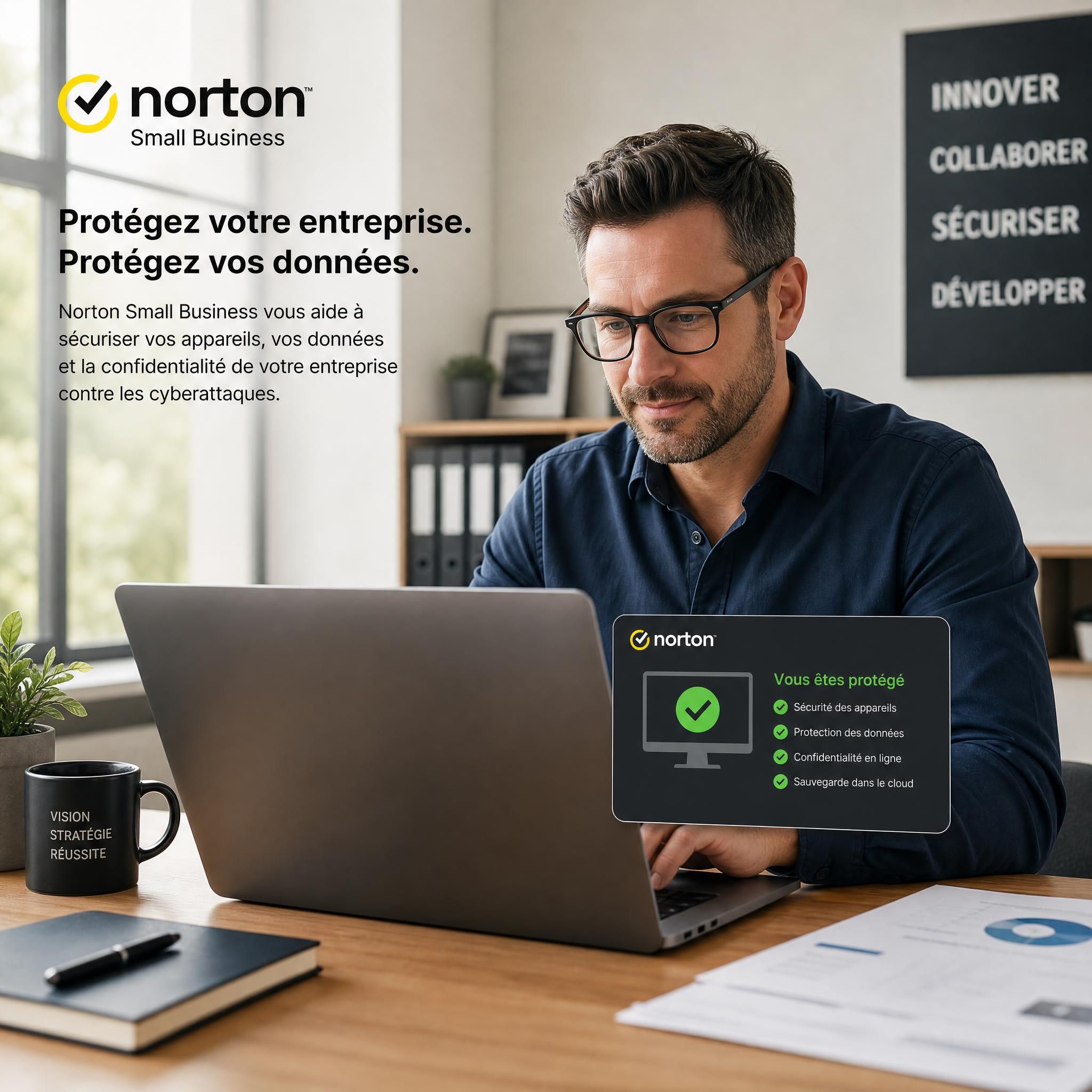 Chef d'entreprise PME utilisant Norton Small Business sur son ordinateur pour protéger ses données professionnelles contre les cyberattaques